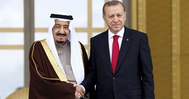 الرئيس التركى يستقبل الملك سلمان فى القصر الرئاسى بأنقرة