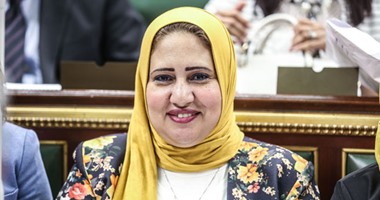 النائبة سحر صدقى: حصلت على موافقة وزير النقل لازدواج طريق " قنا-نجع حمادى"