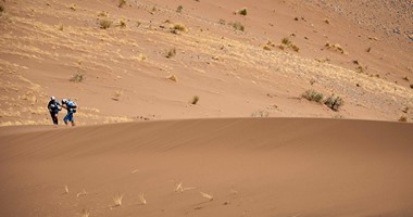 البيئة تبحث المشاركة في النسخة المصرية من ماراثون الرمال العالمى بالفيوم 