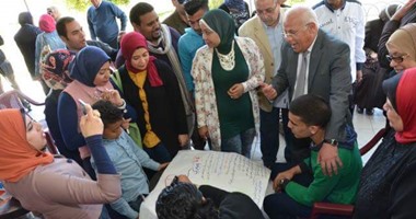 محافظ بورسعيد: المشروعات القومية تستهدف مستقبلا أفضل للأجيال القادمة