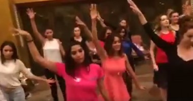 بالفيديو..ملكات جمال العالم ينهون استعدادهم لحفل دعم السياحة
