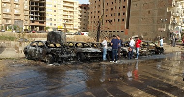 صحافة المواطن: قارئ يشارك بصور تفحم سيارات حريق كورنيش المعادى