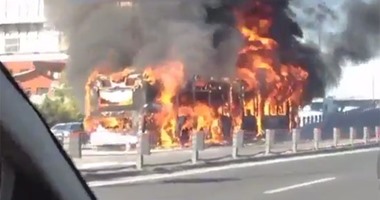 بالفيديو.. انفجار حافلة ركاب وسط إسطنبول
