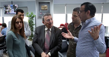 العالم مصطفى السيد رائد علاج السرطان بالذهب فى زيارة "اليوم السابع"