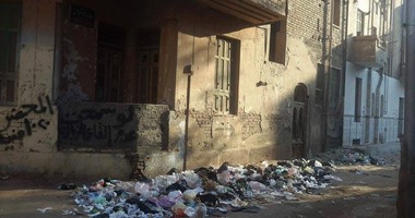 صحافة المواطن: استمرار شكوى إلقاء مخلفات المستشفيات بأحد الشوارع فى ميت غمر
