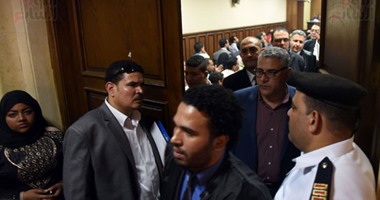 وصول جمال عيد وحسام بهجت للمحكمة لحضور نظر قرار التحفظ على أموالهما 