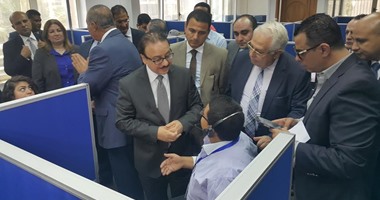 وزير الاتصالات يفتتح مبنى خدمة عملاء "راية" بمحافظة البحر الأحمر