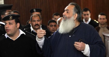 محاكمة حازم أبو إسماعيل و17 آخرين بقضية "حصار محكمة مدينة نصر"