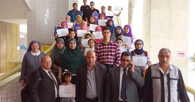 "تعليم بنى سويف" تكرم 25 طالبًا وطالبة فى مسابقة "تحدى القراءة العربية"