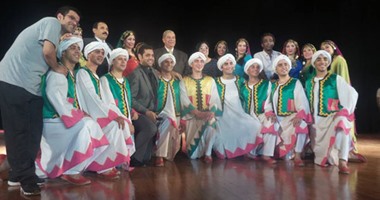 بالصور.. فرقة رضا تقدم عروضها الفنية على مسرح ثقافة الإسماعيلية