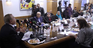 هالة يوسف: الرئيس مهتم بمشكلة الزيادة السكانية وهدفنا خفض أعداد المواليد