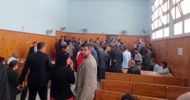 بالصور.. محامو جنوب سيناء يقاطعون جلسات جنح المستأنف لحبس محامى برأس سدر
