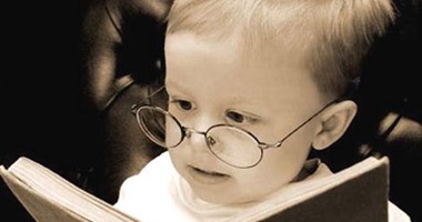 فى اليوم العالمى لكتاب الطفل.. 5 نصائح هتساعدك على تعليم طفلك القراءة 