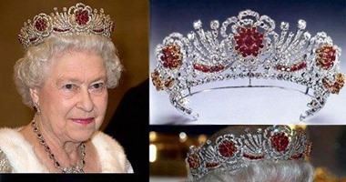 اكسسوارات الملكة إليزابيث الثانية من الماس واللؤلؤ والقطعة الأساسية "البروش"