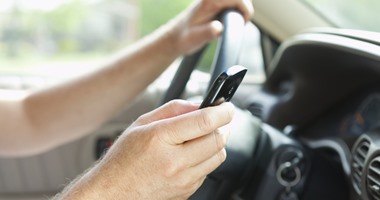 3 نصائح لاستخدام هاتفك الذكى أثناء القيادة بشكل آمن