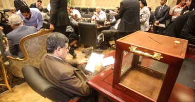 النائب محمد السادات يفوز برئاسة لجنة حقوق الإنسان بالبرلمان