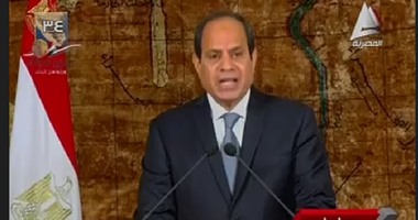 بالفيديو.. السيسى يعلن عدم سماح مصر لقوى خارجية ببسط سيطرتها على العالم العربى