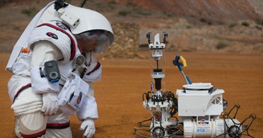 بالصور.. اختبار روبوت Yemo خلال أول محاكاة لمشروع السير على المريخ