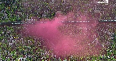 بالفيديو.. احتفالات مثيرة لنجوم الأهلى السعودي مع الجماهير بلقب الدوري