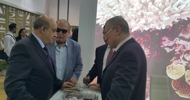 بالصور.. وزير السياحة يفتتح الجناح المصرى بسوق السفر العربى فى دبى
