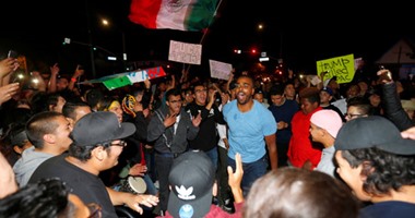 احتجاجات عنيفة ضد ترامب فى كاليفورنيا.. والشرطة تعتقل متظاهرين