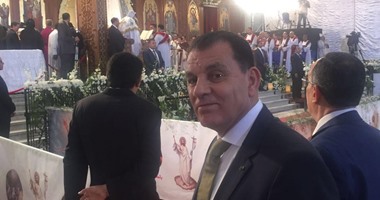 نائب "المصريين الأحرار" يشارك الأقباط احتفالاتهم فى الكاتدرائية المرقسية