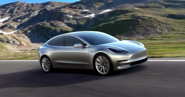 Model 3 من تيسلا تتفوق في أوروبا على منافسيها من السيارات الكهربائية 