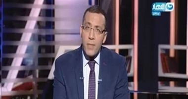 خالد صلاح مستنكرا ضبط وإحضار البلشى: هل كل واحد هيتكلم فى السياسة هنعمله كده؟!