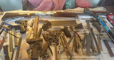 مباحث العامرية تضبط تاجر أسلحة يقوم بتصنيعها بالإسكندرية
