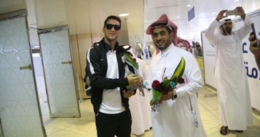 الهلال السعودى يستقبل لاعبه السابق نيفيز مع الجزيرة الإماراتى