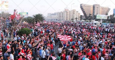 بالفيديو.. اشتباكات بين جماهير الأفريقى والشرطة عقب خسارة كأس تونس