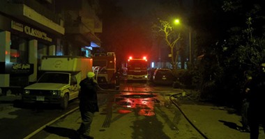 بالفيديو والصور.. رجال الإطفاء يواصلون عمليات إخماد حريق استوديو "ليلة"