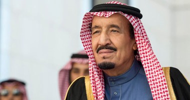 الملك سلمان يستقبل أمير الكويت بالرياض استعدادا للمشاركة فى القمة الخليجية