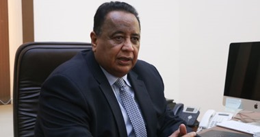 وزير خارجية السودان يصل القاهرة