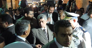 بالصور..بعد مرور أسبوع على زيارة "محلب"..ننشر تفاصيل جولة وزير الداخلية فى شارع المعز..تفقد الخدمات الأمنية وأشاد بشرطة الخيالة فى تأمين الشارع..ويؤكد: سنتصدى للإشغالات حتى لا تعوق السائحين