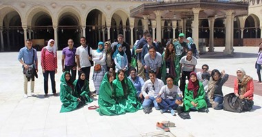 بالصور.. زيارة طلاب "EBSM" بجامعة القاهرة لمجمع الأديان