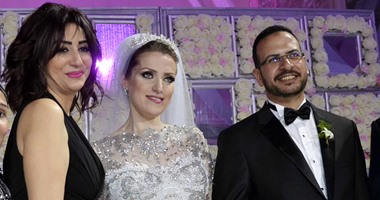 بالصور.. وفاء عامر ونهال عنبر وصباحى فى زفاف دينا جبر وممدوح عبد السلام