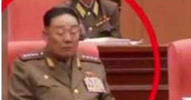 صورة وزير دفاع كوريا الشمالية وهو نائم تسببت فى إعدامه رميًا بالرصاص