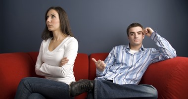 الخرس الزوجى يهدد العلاقة الزوجية بالانهيار