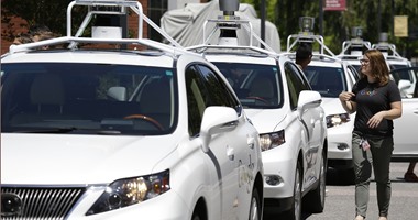 سيارة جوجل ذاتية القيادة تظهر على الطرق للمرة الأولى الصيف المقبل