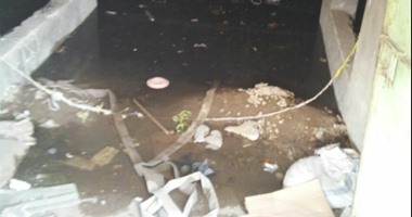 "واتس آب اليوم السابع": مواطن يستغيث من حصار مياه الصرف الصحى لمنزله