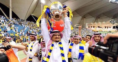 بالفيديو والصور.. النصر يحتفل بلقب الدورى السعودى بعد التعادل مع الشباب