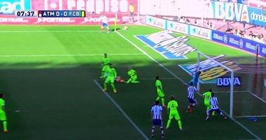 بالفيديو.. برافو ينقذ مرمى برشلونة من هدف مؤكد أمام أتليتيكو مدريد