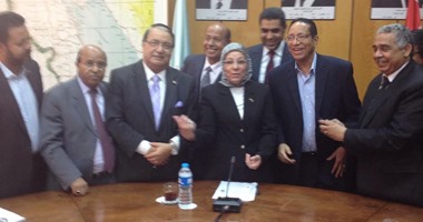 لجنة من شركات إلحاق العمالة لحل مشاكل توظيف المصريين بالخارج
