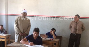 أولياء أمور طلاب الثانوية الأزهرية يرسلون استغاثة للرئيس احتجاجا على إهانة أبنائهم