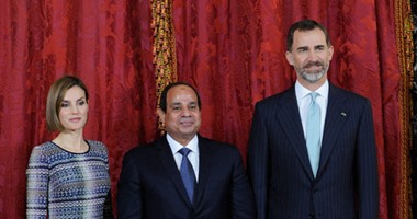 مجلة إسبانية تنتقد ملكة إسبانيا لاستقبال السيسى بنفس فستان زيارتها لفرنسا