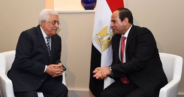السيسى يلتقى الرئيس الفلسطينى على هامش منتدى دافوس البحر الميت