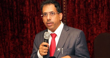 وزير الإعلام العمانى يصل القاهرة للمشاركة فى اجتماع وزراء الإعلام العرب