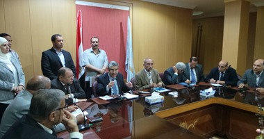 وزير الكهرباء يصل كفر الشيخ لافتتاح مبنى خدمة العملاء