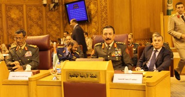 اجتماع رؤساء أركان الجيوش العربية للاتفاق على تشكيل القوة المشتركة